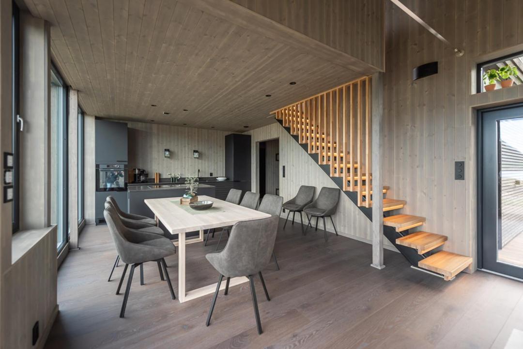Hoda Cabin - Luxury Lodge With Jacuzzi And Sauna Lyngværet Kültér fotó